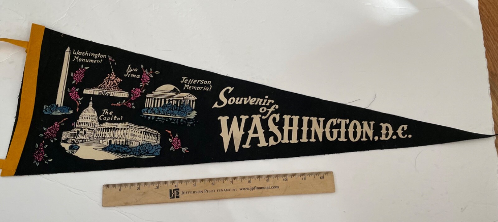 AS249 collectible Vintage  Washington D.C. Felt Pennant Iwo Jima Capitol