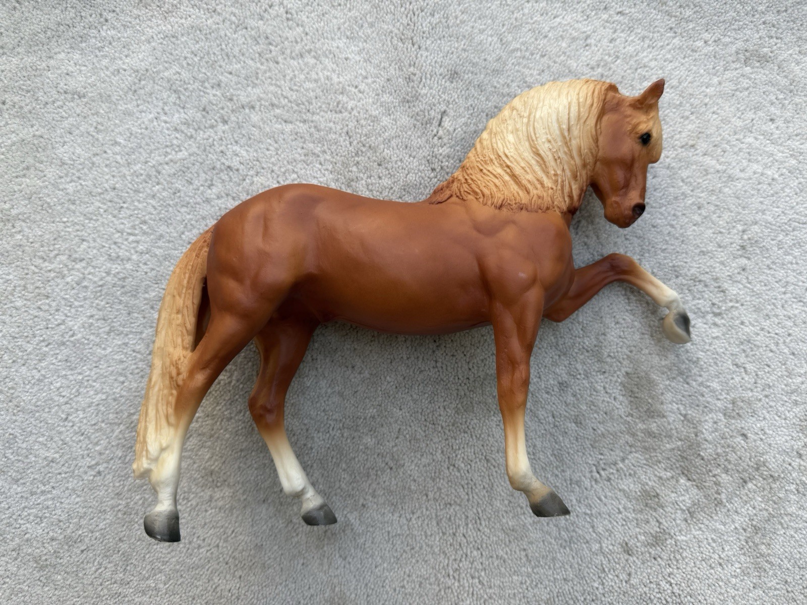 RARE Vintage Breyer Horse #68C Chestnut Legionario III Bentley SR 1985 Excellent