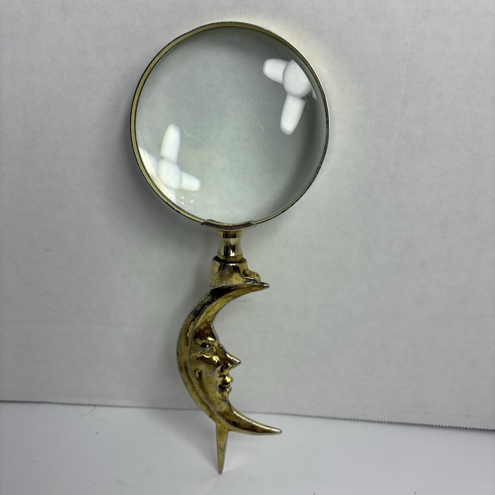 Vintage Gold Tone Hand Held Magnifying Glass W/ Celestial Crescent Moon Face