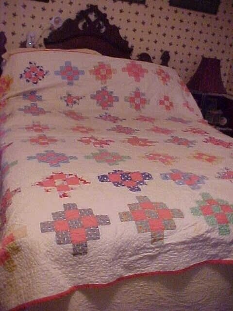VTG 9-Patch Checkerboard aka The Queen's Favorite Quilt 87842