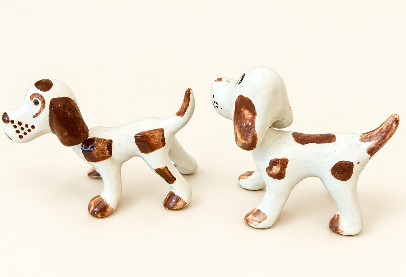 Vintage 1950\'s Ceramic Dog Figurine Bobble Head Nodder White & Brown Spots MCM