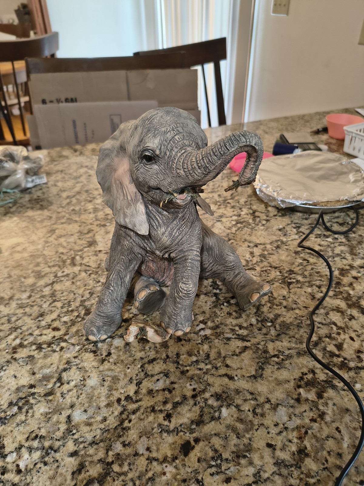 Vintage K\'s Collection Elephant Figurine Statue 2003 Resin Trunk Up Lucky 🐘