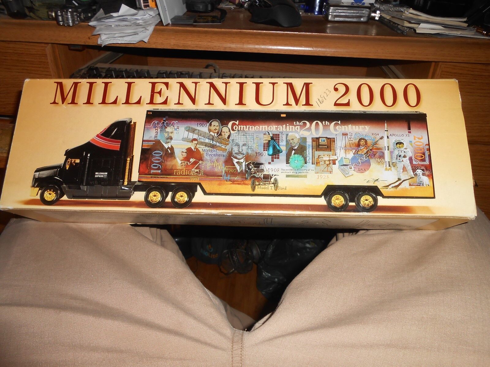 1998 Roy Thomas The 20th Century Millenium 2000 Limited Edition Truck 