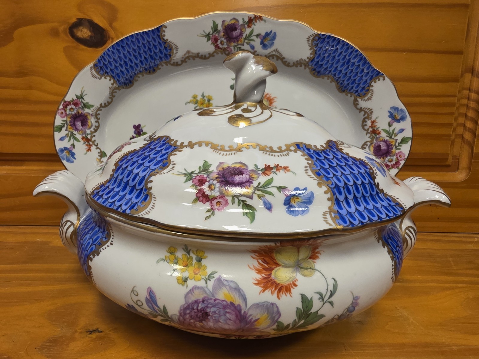 Elio’s Hand Painted Floral Tureene And Platter Set DECORATIVE