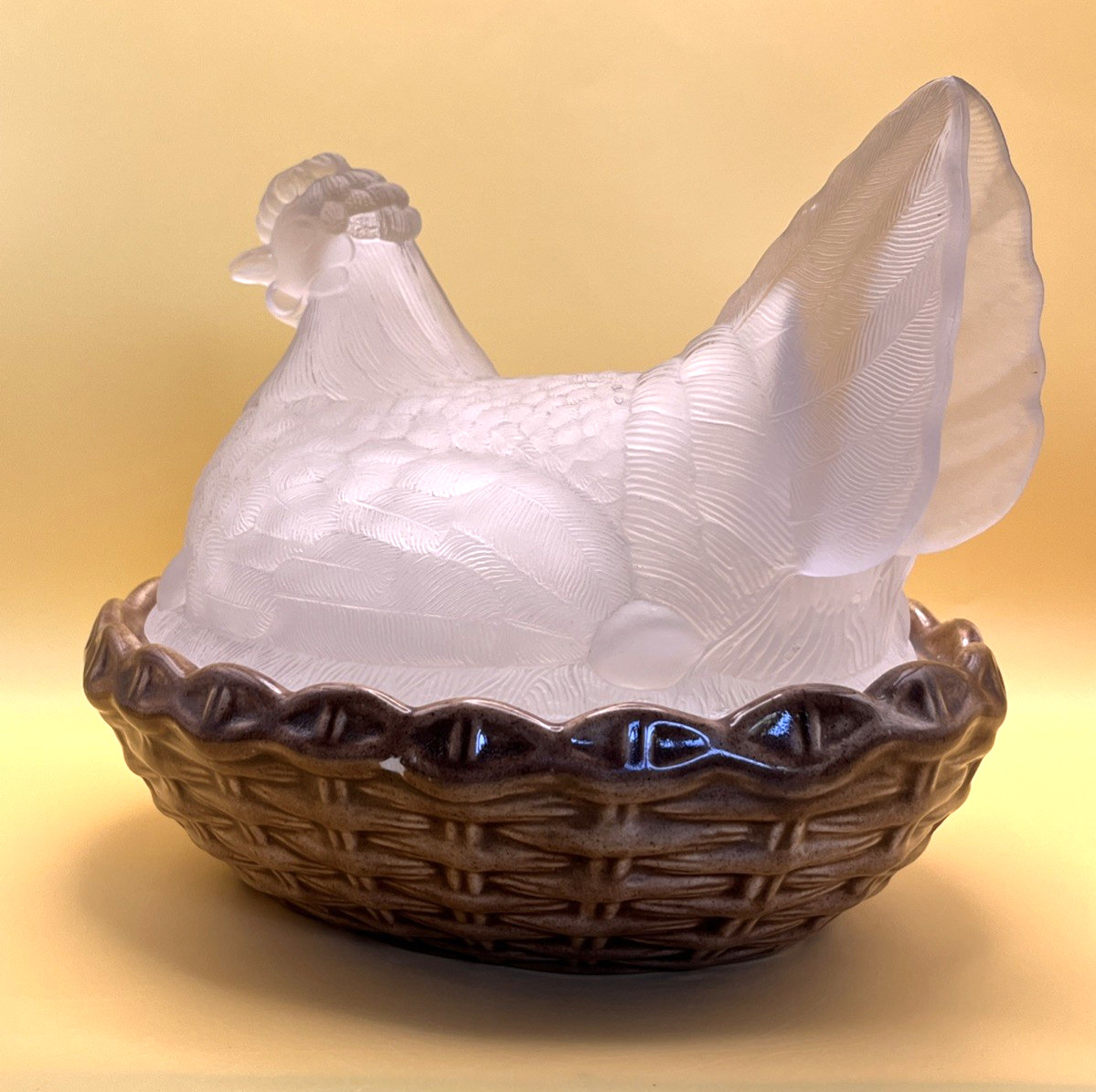 RARE Vtg Enesco Frosted Glass Hen on Ceramic Nest  Lg Trinket Dish 1983