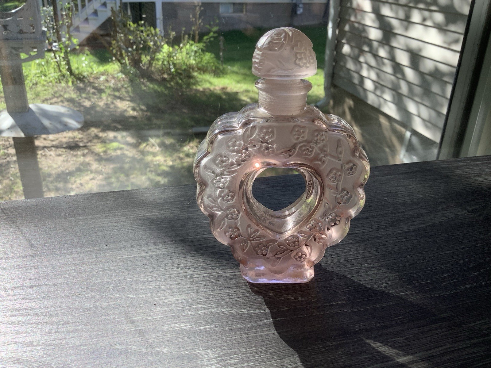 ￼Vintage Lalique Pink Crystal  Nina Ricki Heart Shaped Perfume Bottle￼
