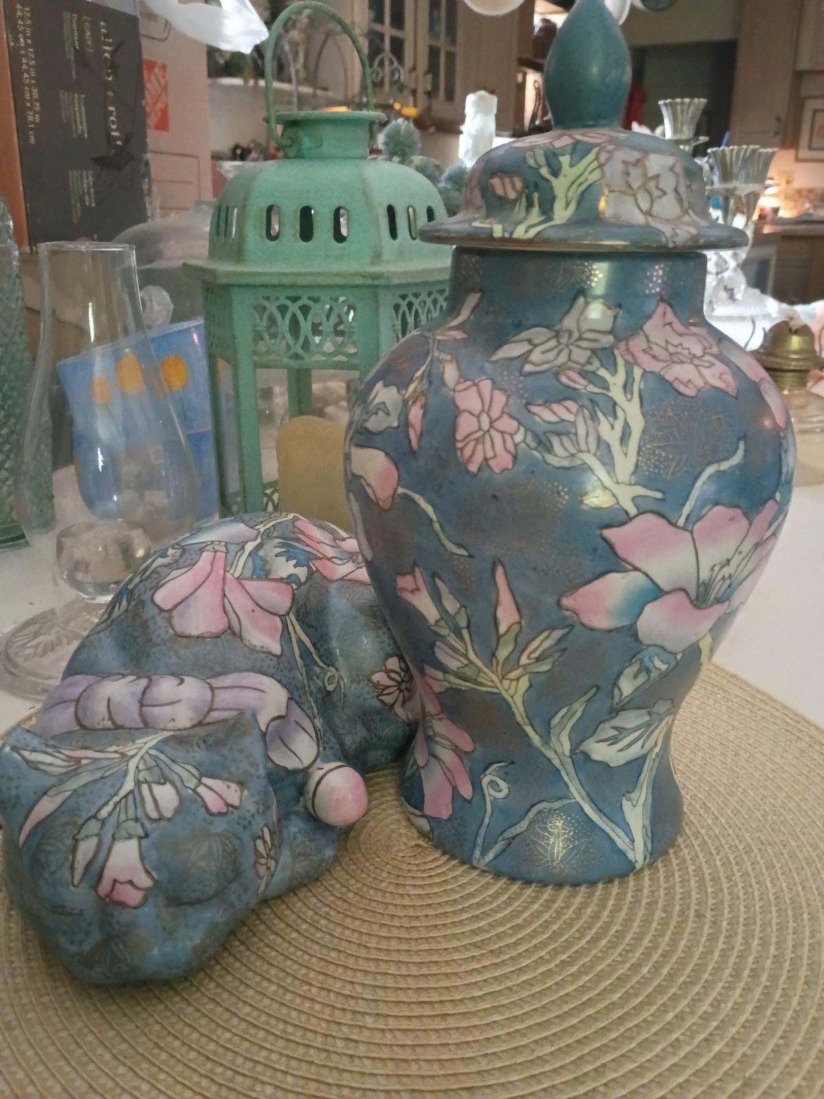Vintage Wbi Chinese Porcelain Ginger Jar With Lid And Sleeping Cat Florals Blue 