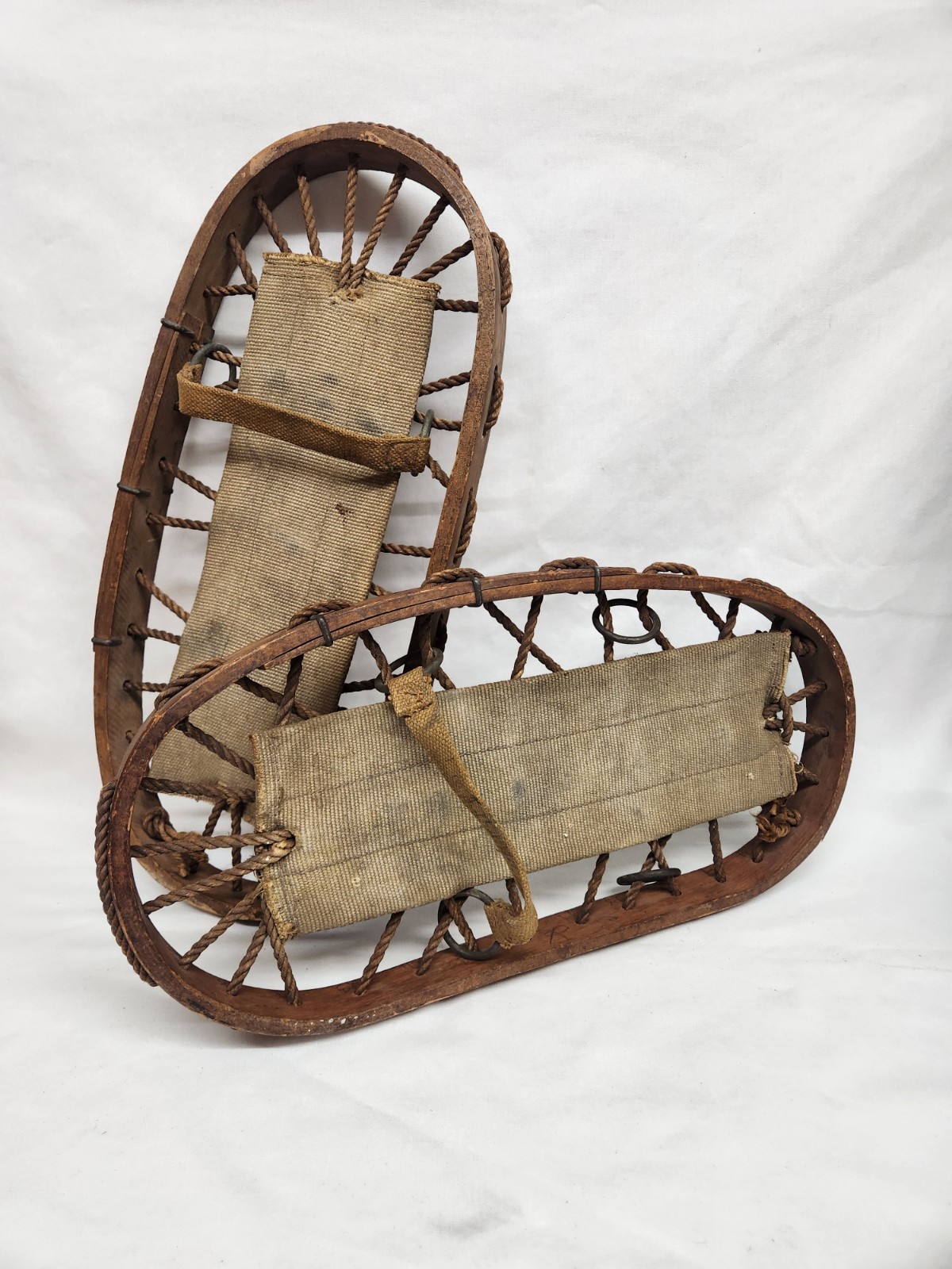 Vintage Pair of WWII Bear Paw Snowshoes World War 2 England Military Nice Cond