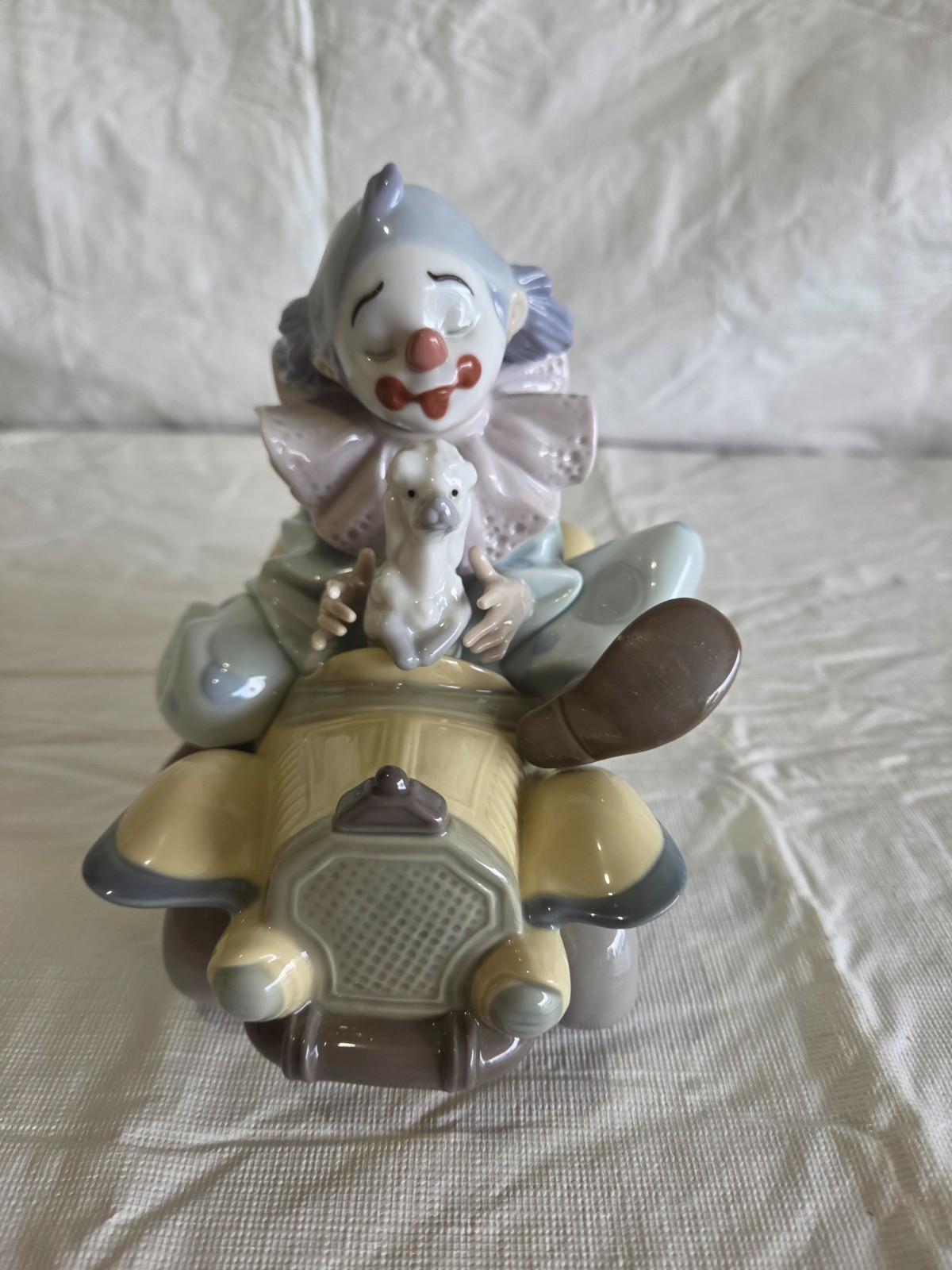 Lladro Circus and Clowns Trip To The Circus Figurine Piece Number 8136