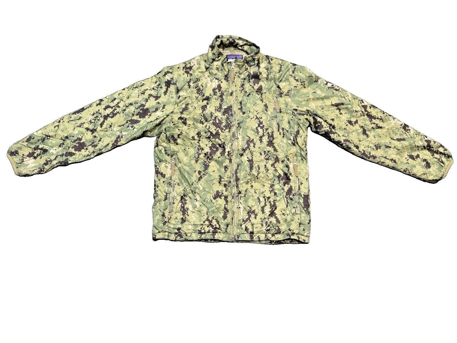 Patagonia PCU L3A AOR2 Soft Shell Wind Jacket Large Regular NSN 6415-01-599-7549