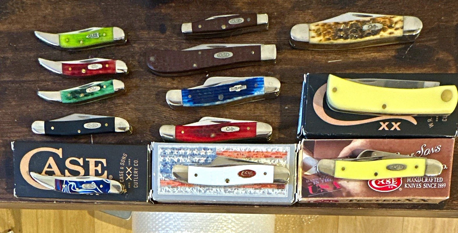 Case XX Mixed Lot Slipjoint knives w/ Boxes, Bone/Synthetic, 2-3 Blade 13 total Case XX Mixed Lot Slipjoint knives w/ Boxes, Bone/Synthetic, 2-3 Blade 13 total
