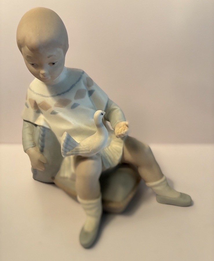 Vintage NAO \ Vintage NAO \