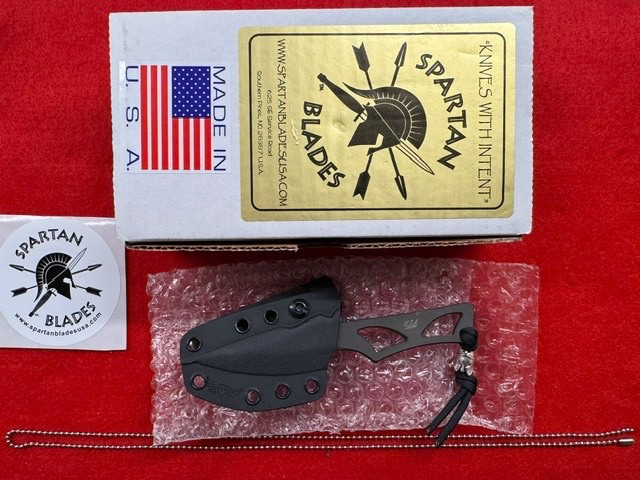 NOS, BOXED SPARTAN BLADES BLACK ENYO W/SPARTAN BEAD & LANYARD, BOXED, MINT (964)