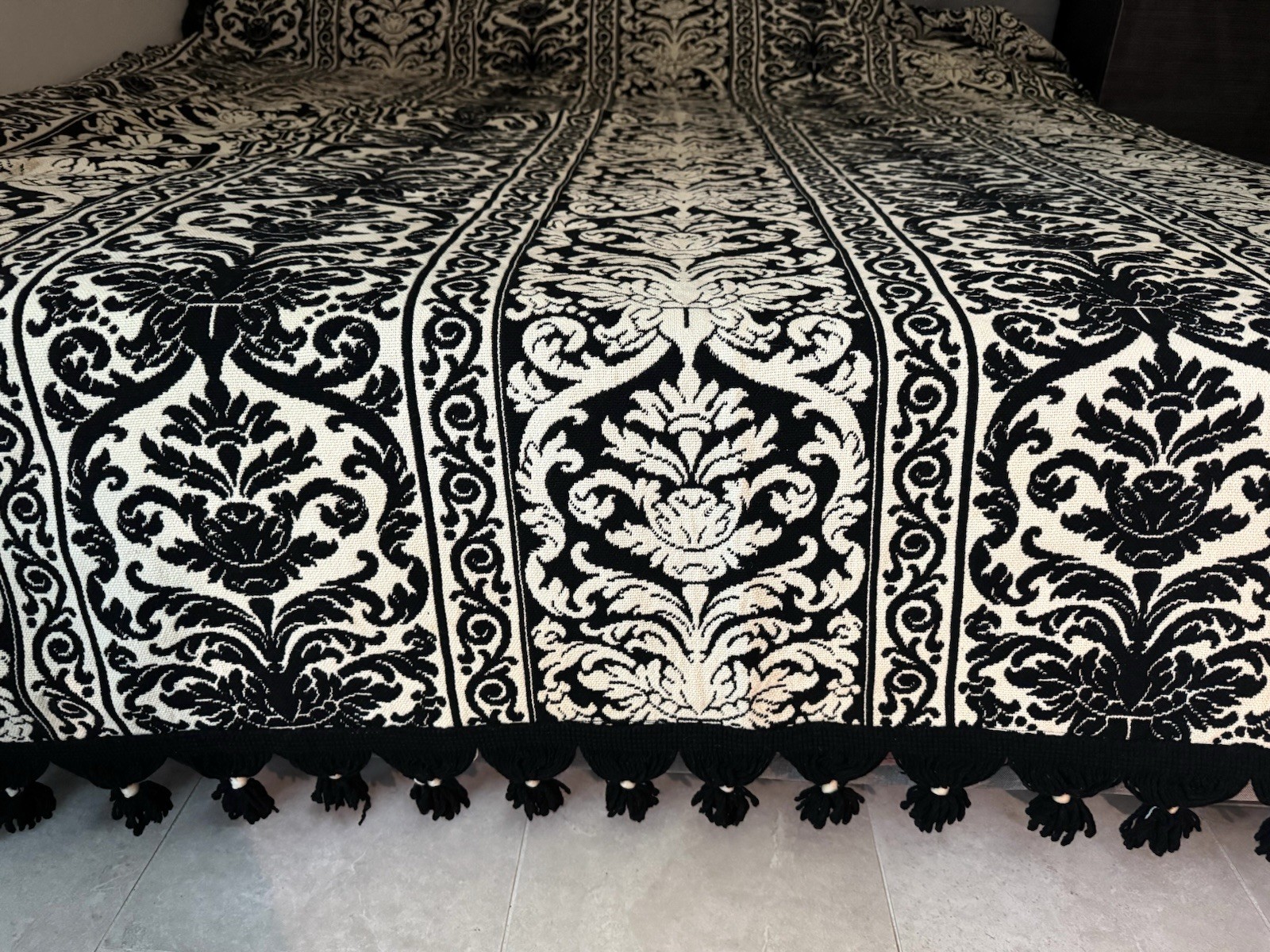 Bolis Old World Creations Queen Bedspread Coverlet Wool Blend Damask Italy VTG