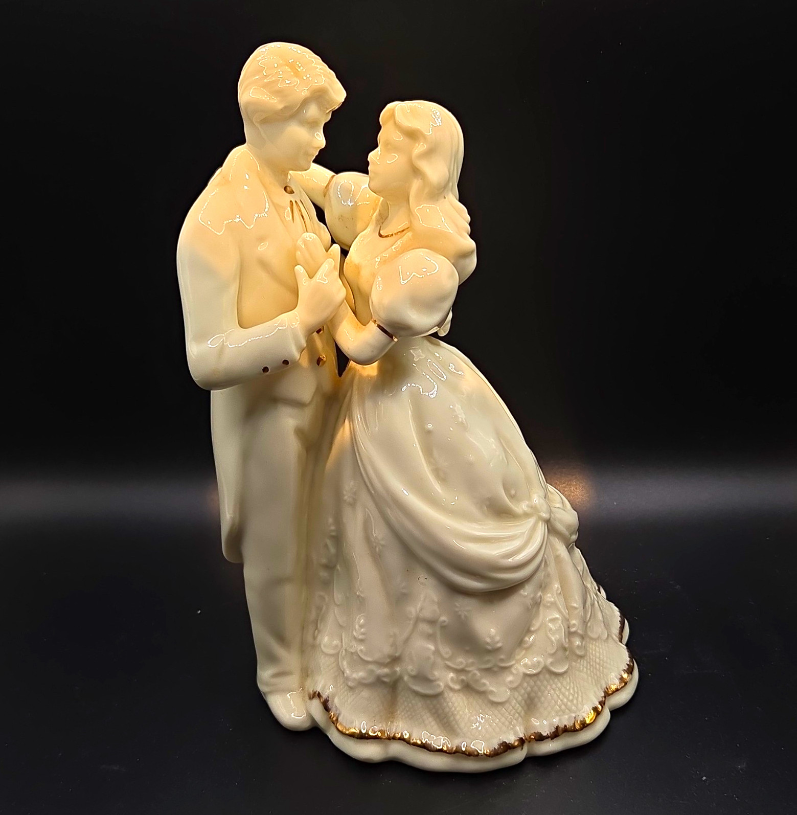 VTG Formalities Baum Bros. Bride & Groom Gold Trim Porcelain Music Box Figurine