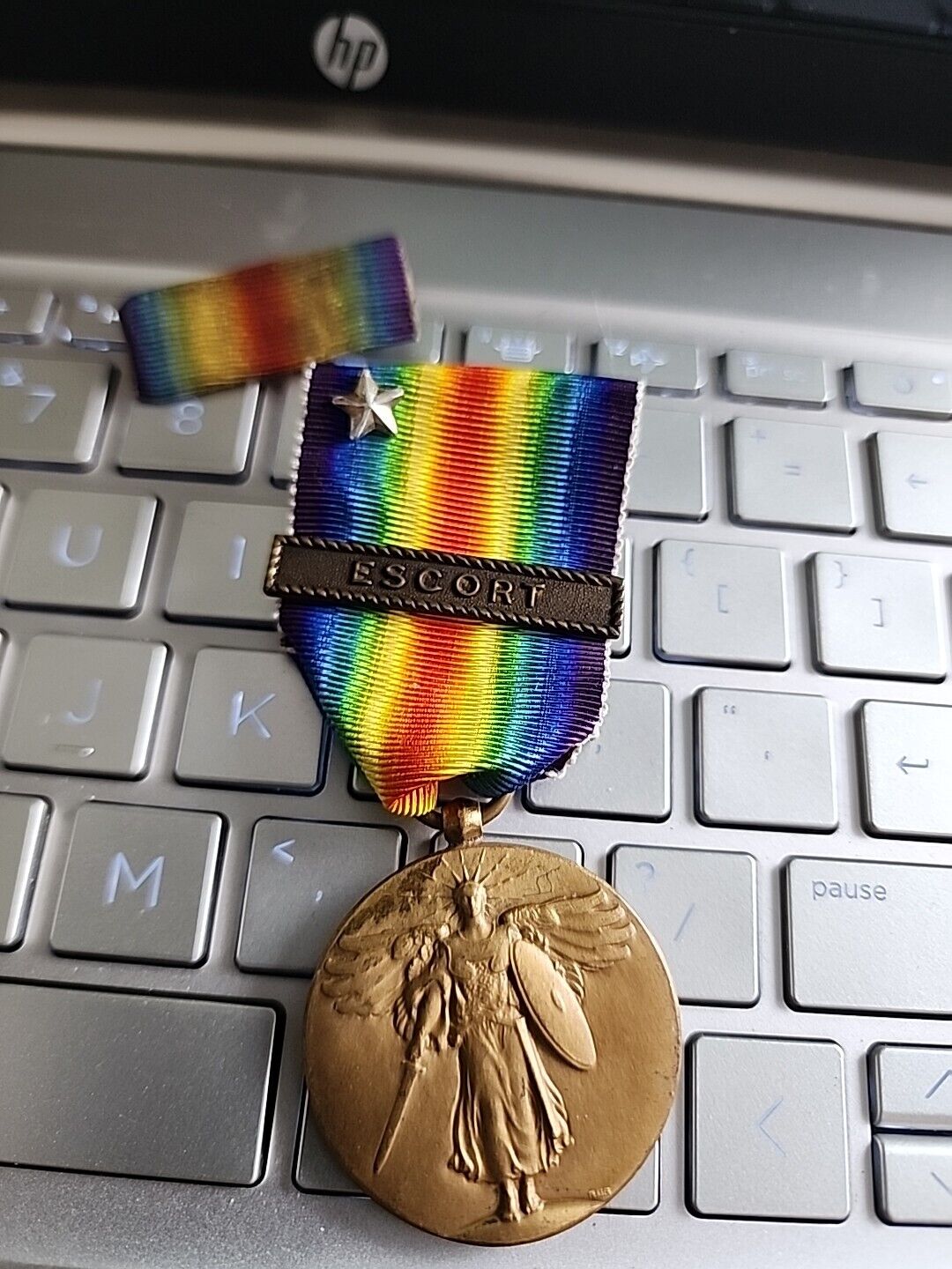 WW1 NAVY Victory Medal W/Escort Bar + Ribbon Good Looking Group -NAVY VET STORE