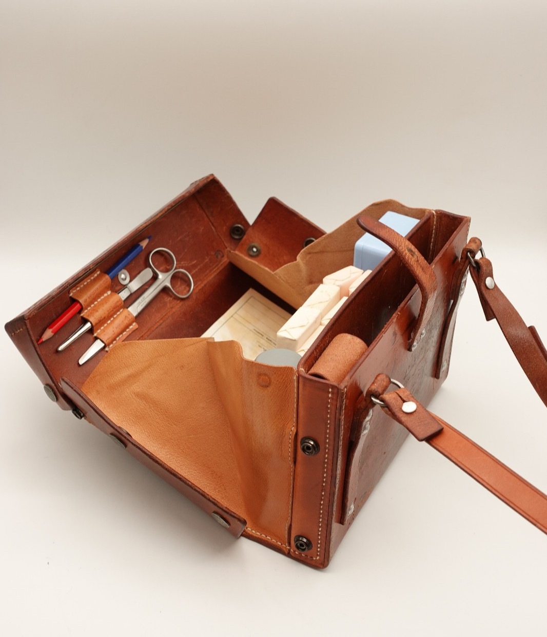 Swiss Army Military Paramedic Brown Folding Leather Bag Medic Handbag Artist