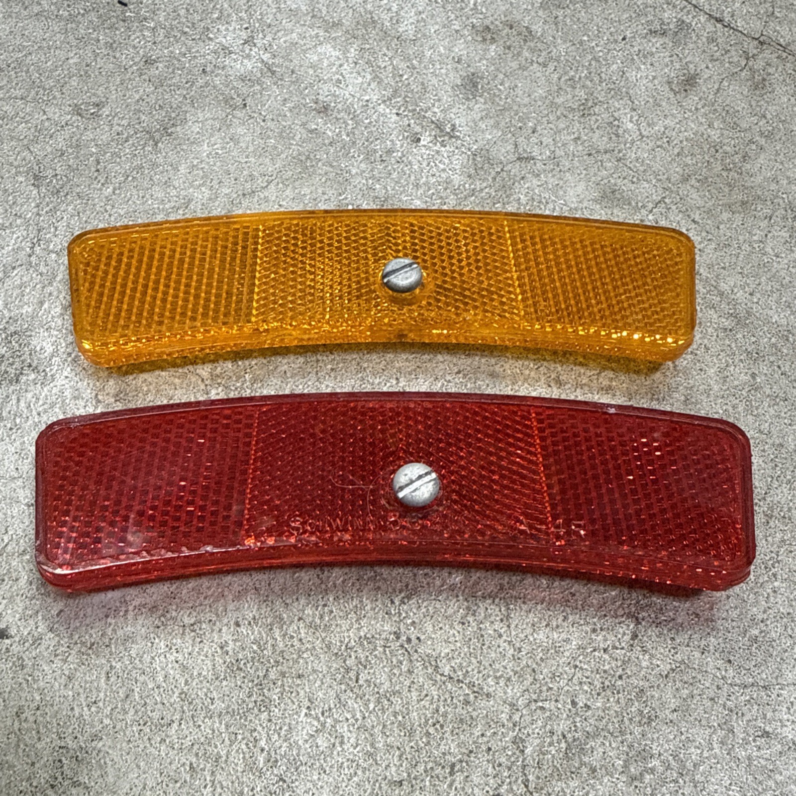 Vintage Schwinn Bicycle Wheel Reflectors Model 5621C Red & Amber Pair Original