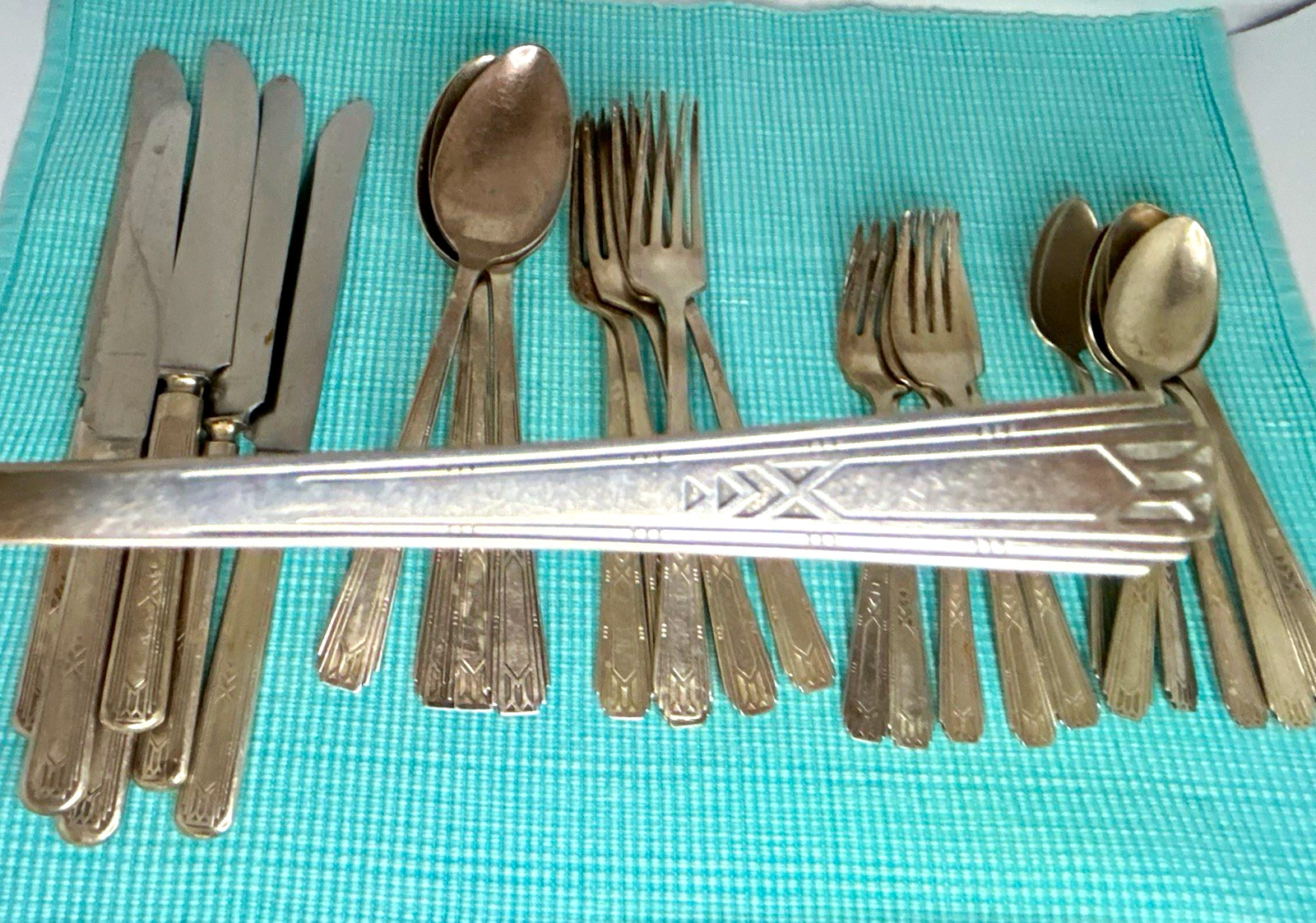 WM Rogers Tudor Plate Oneida Community Friendship Medality Spoon Fork Flatware