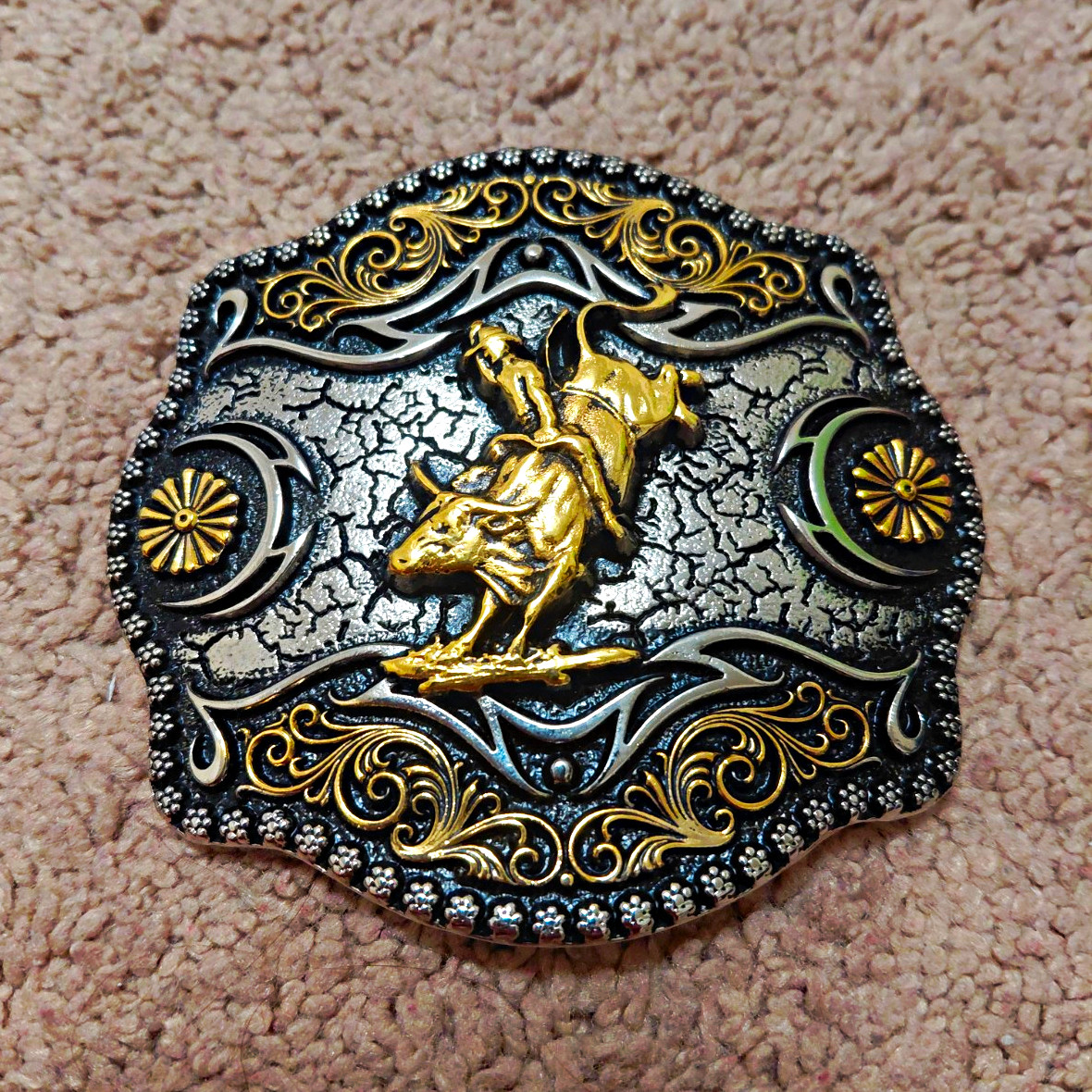 Montana Silversmiths Western Americana Cowboy Horse Silver Tone Belt Buckle