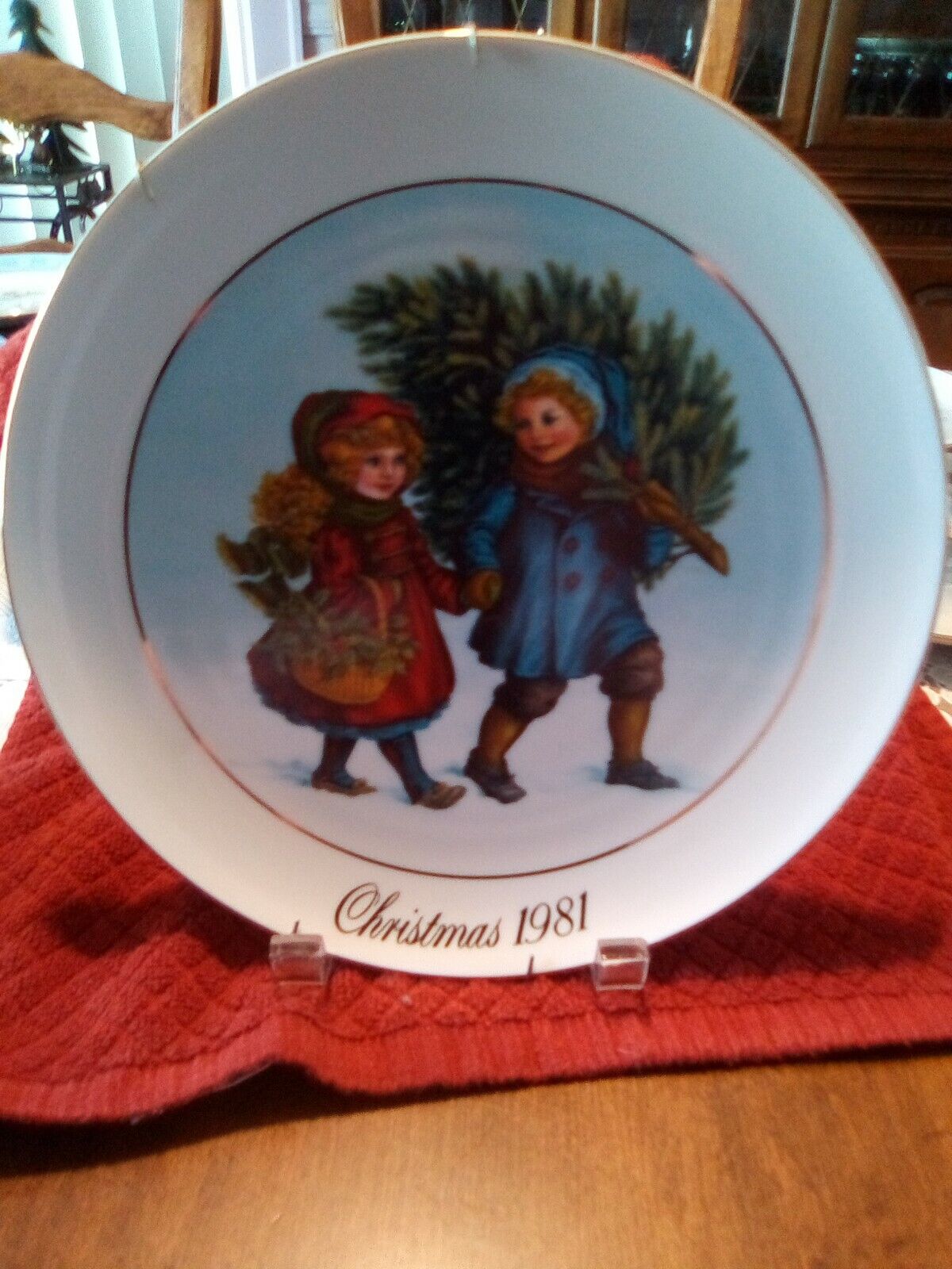 1981 Avon Christmas Plate 