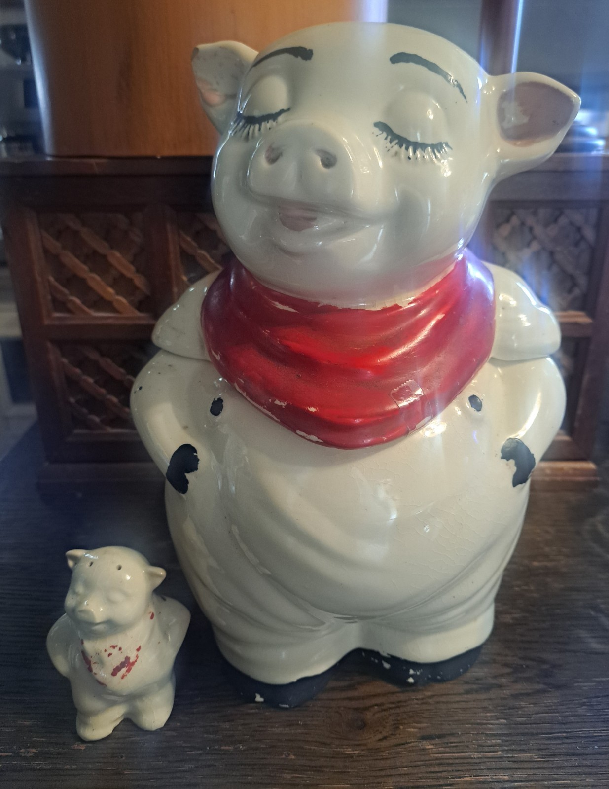 Vintage 1940’s Shawnee Smiley Pig Red Bandana Ceramic Cookie Jar And Salt Shaker