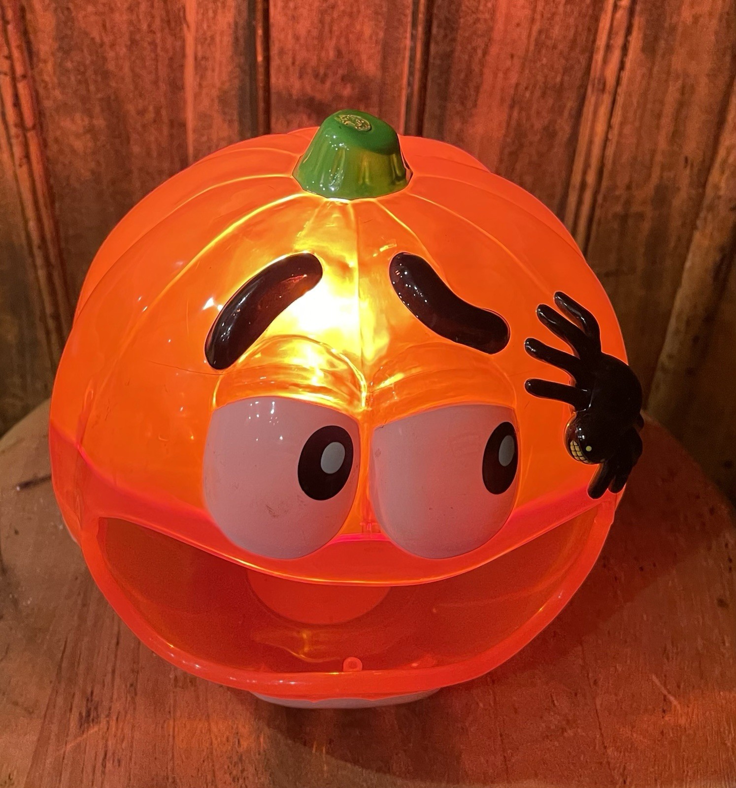 M & M Talking Animated Halloween Candy Dish Motion Activated