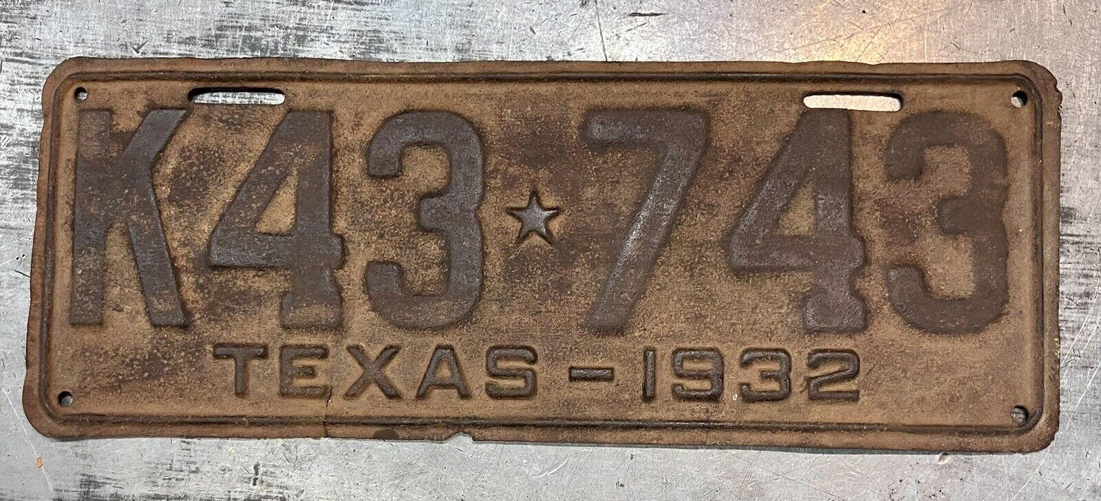 Vintage 1932 Texas License Plate