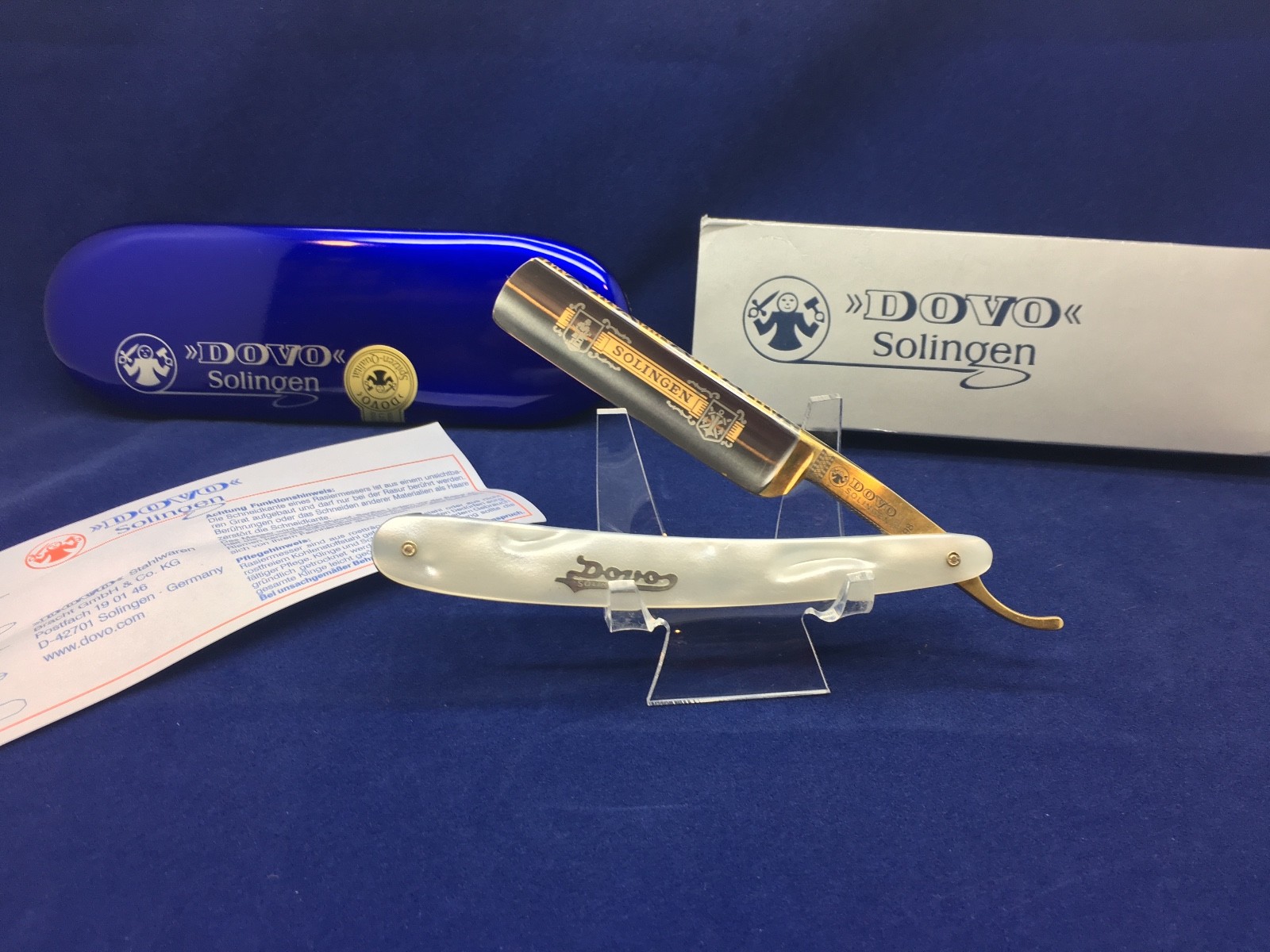 Dovo 5/8 MOP Solingen Germany Straight Razor With 24kt. Gold Etch Mint Blue Tin+