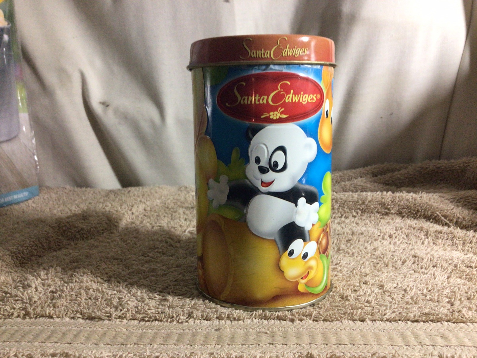 2007 SANTA EDWIGES Animal Cookies Tin Metal Coin Piggy Bank pre-owned 6\