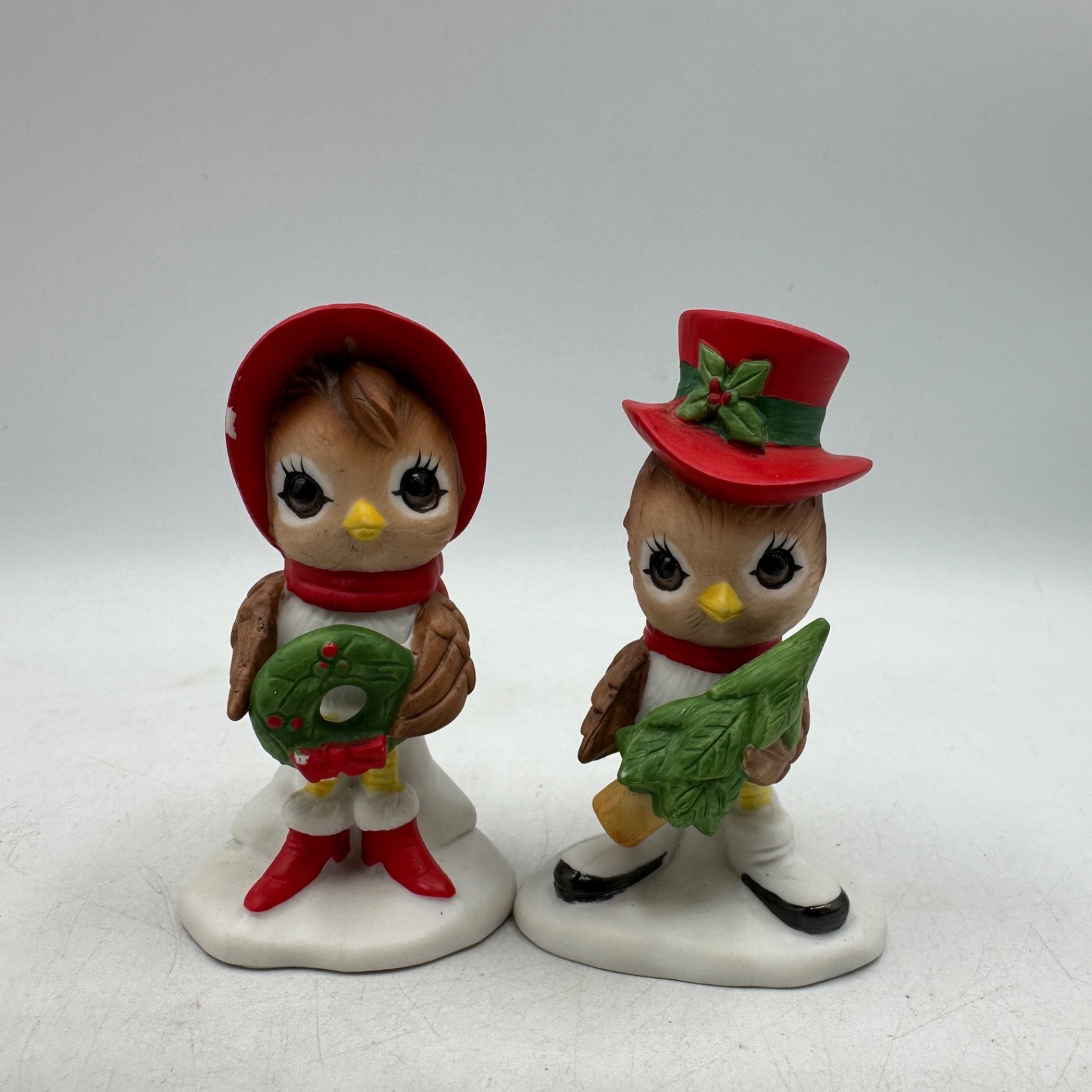 2 Vintage Lefton China Birds With Christmas Hats Holding Gift And Wreath Chips