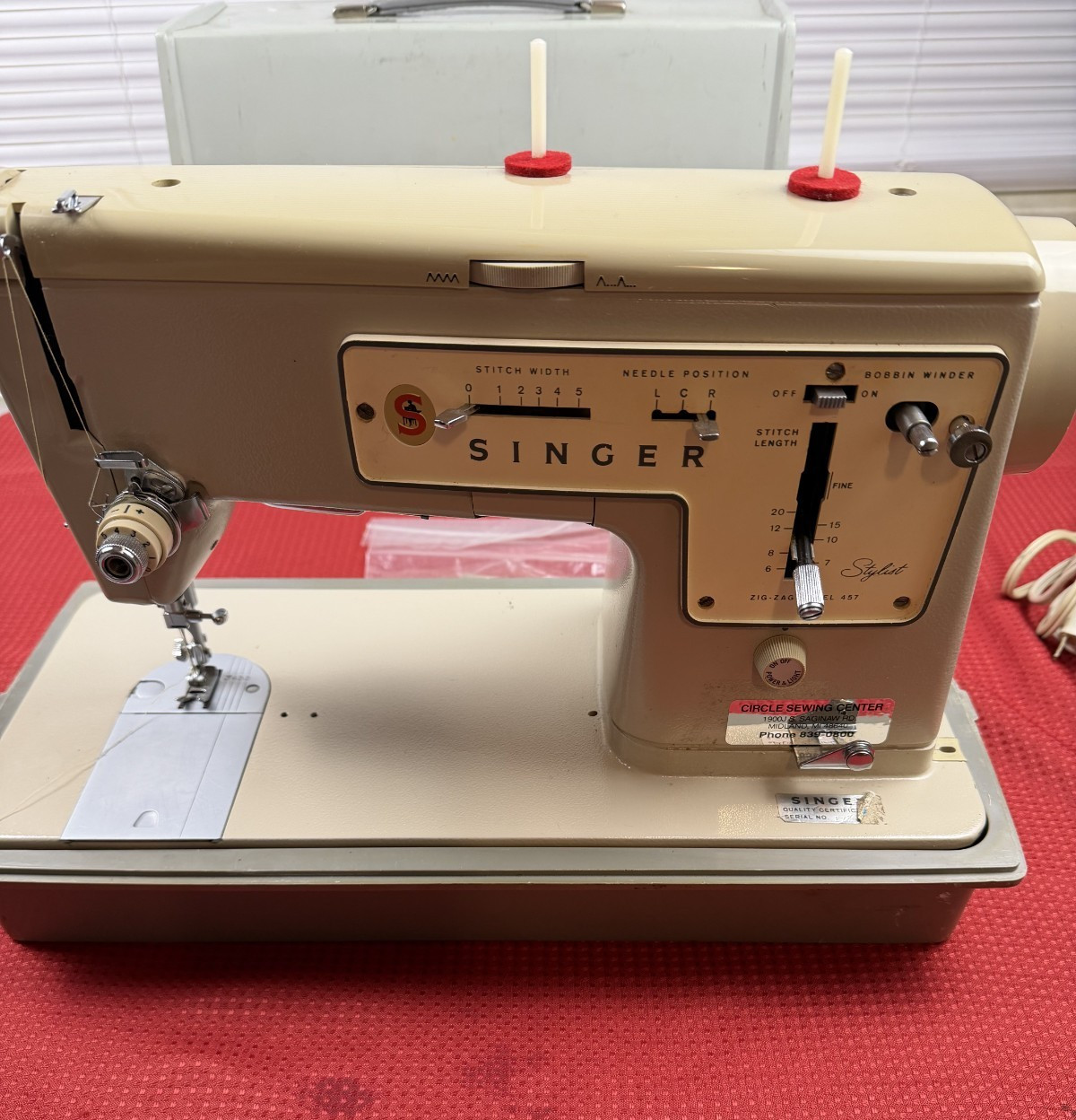 1960s Singer Stylist 457 Zig Zag Sewing Machine TESTED W/Booklet & Case READ 1960s Singer Stylist 457 Zig Zag Sewing Machine TESTED W/Booklet & Case READ