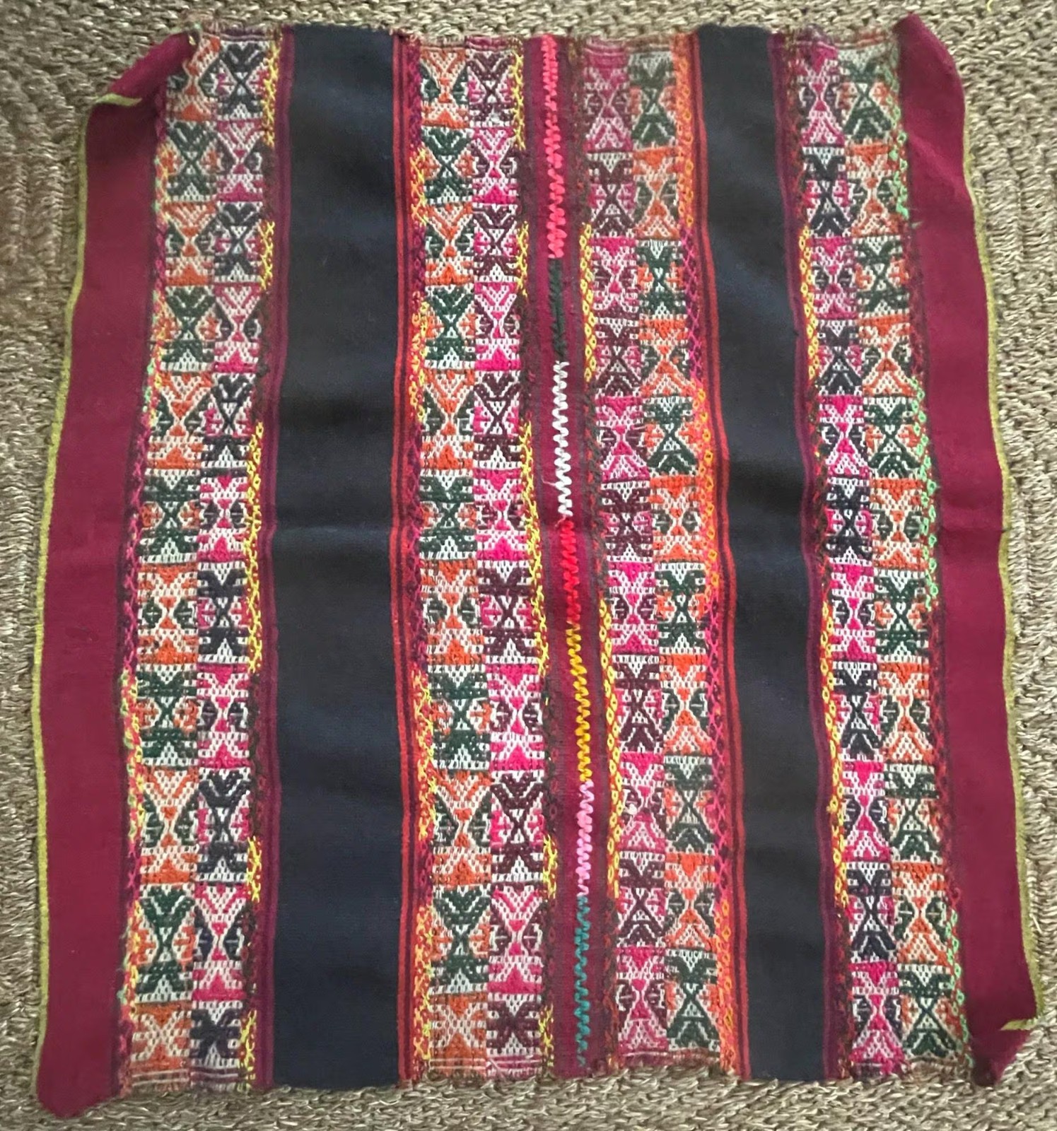 Q'ero Mestana Mesa Altar Ritual Cloth Handwoven on Loom Andean Textile 112533