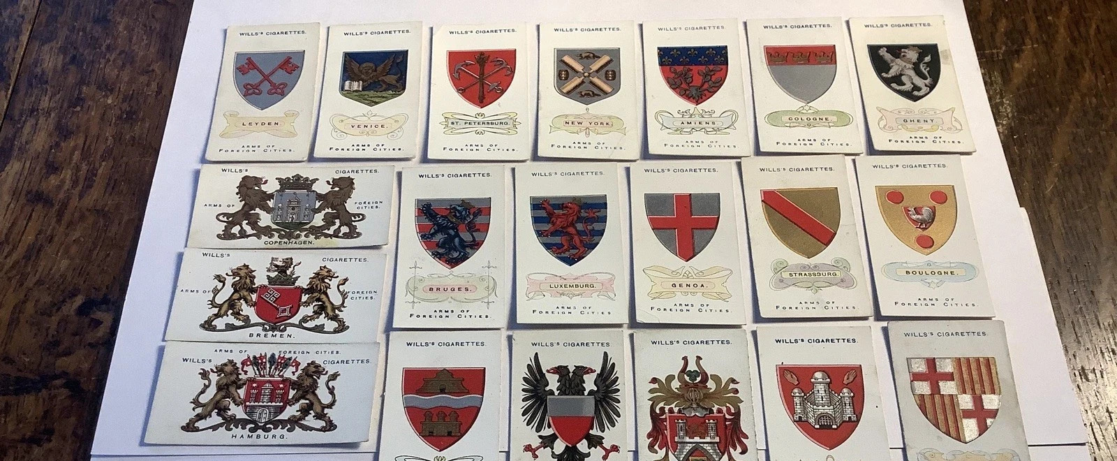 1912 W. D. & H. O. WILLS ARMS OF FOREIGN CITIES 50 TOBACCO CARD SET
