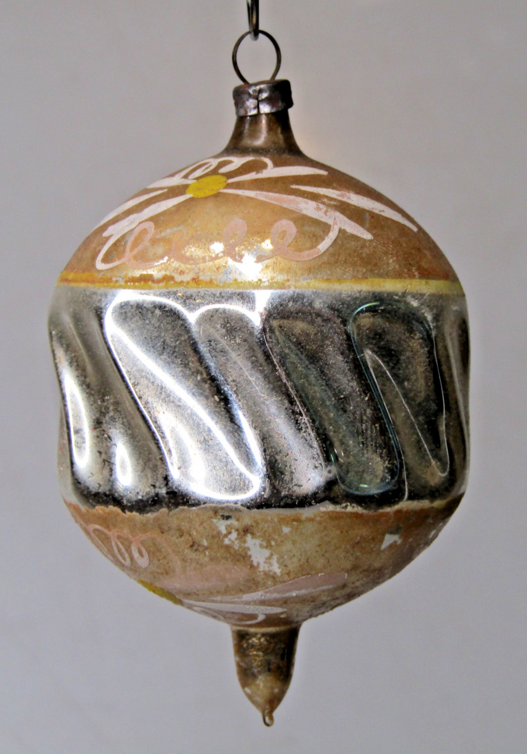 VTG Antique Glass Fluted Outdent FLOWER Pictured DROP Christmas Ornament Germany