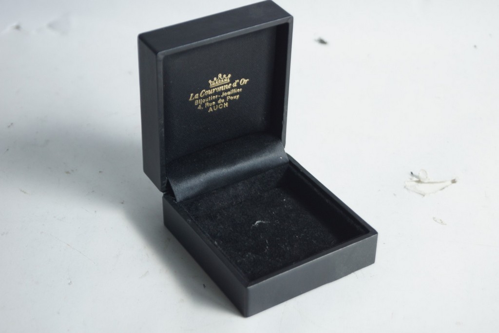 Auch Golden Crown Jewelry Case (77541)