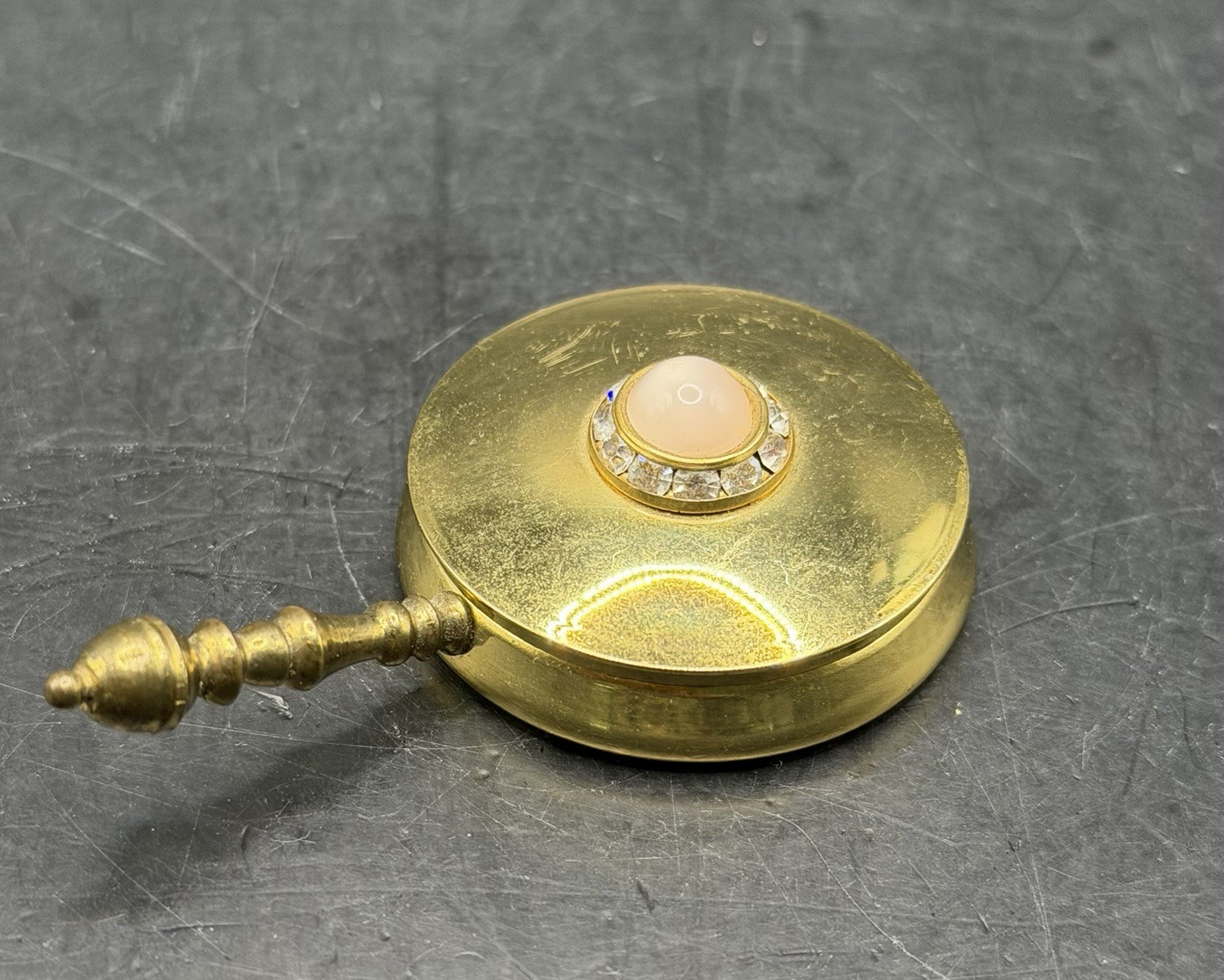 Antique Brass Silent Butler Pill Box Clear Rhinestones Faux Mother of Pearl 3\ Antique Brass Silent Butler Pill Box Clear Rhinestones Faux Mother of Pearl 3\