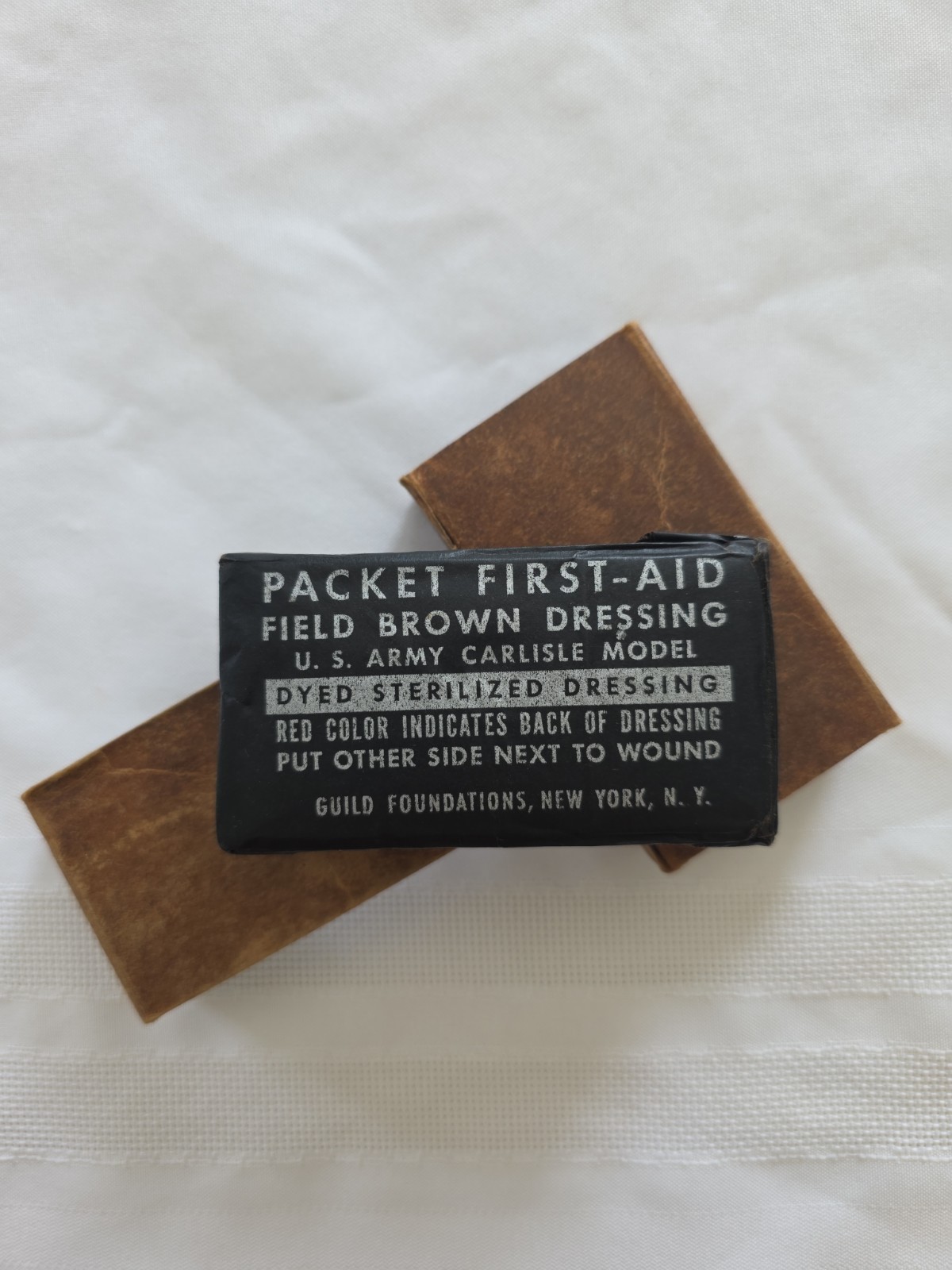 WWII USA US D-Day Soldier First Aid Original Bandage Field Brown Dressing Unused WWII USA US D-Day Soldier First Aid Original Bandage Field Brown Dressing Unused