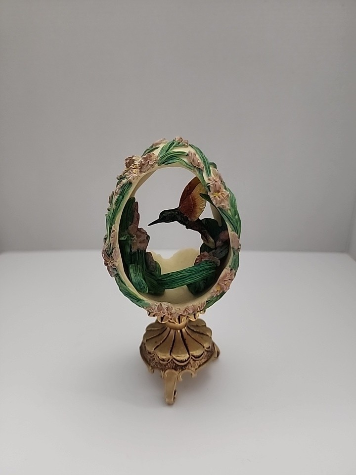 The Franklin Mint House of Faberge Jewels in the Garden Hummingbird Egg RVW3969 The Franklin Mint House of Faberge Jewels in the Garden Hummingbird Egg RVW3969