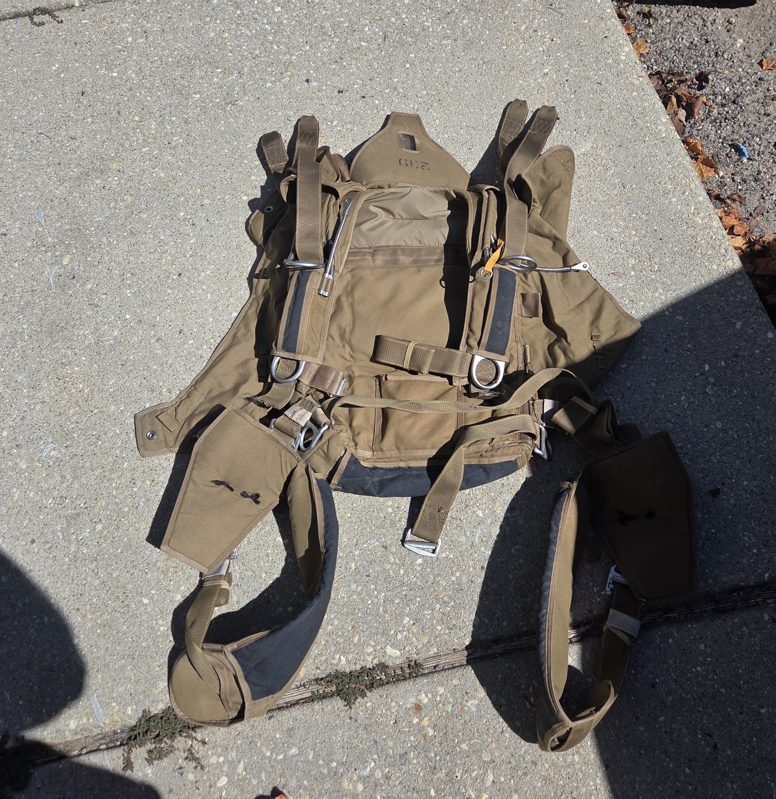 RA-1 Military Freefall HALO Parachute Harness And Tray **DISPLAY ONLY**