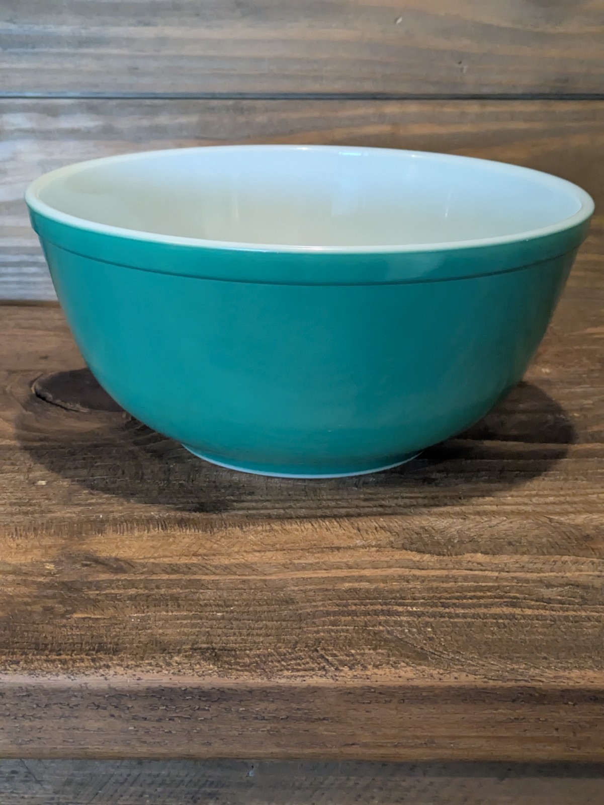Vintage Pyrex 2 1/2 Qt Mixing Bowl, Green From The Primary Colors Set #403