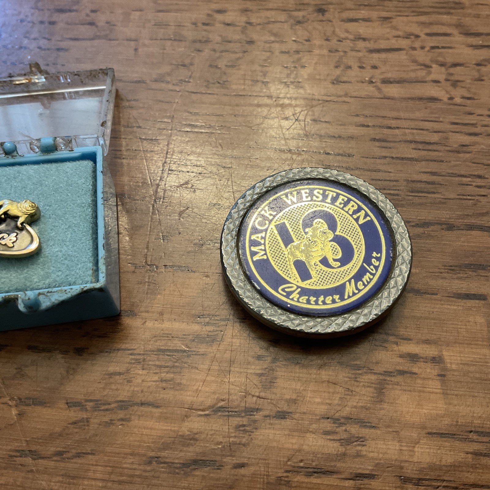 Vintage Mack Truck Service Pin 1/10 Gold Emblem & CHARTER MEMBER Token Vintage Mack Truck Service Pin 1/10 Gold Emblem & CHARTER MEMBER Token
