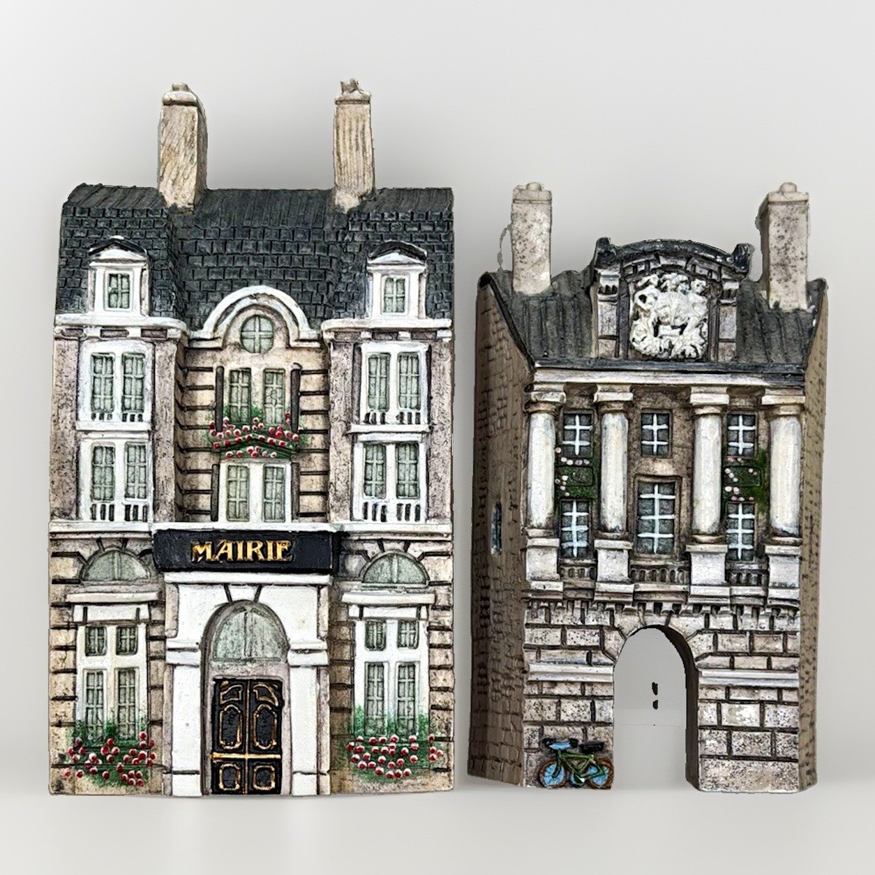 J Carlton Miniature Building Facades Dominique Gault Hand Painted 218190 218193