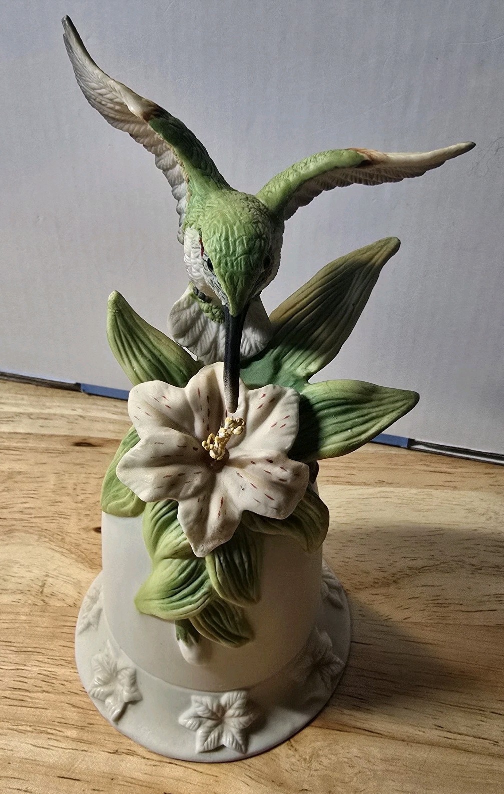 Seymour Mann 1996 Hummingbird Lily Flower Porcelain Bell 6