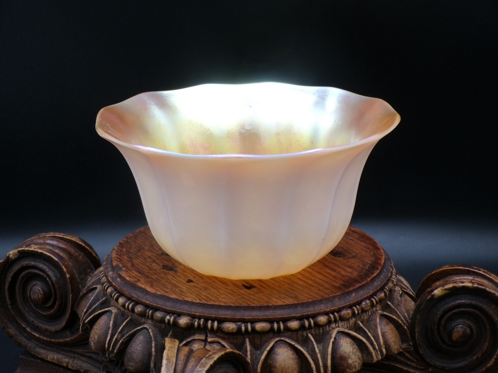 Steuben Frederick Carder #2680 Gold Aurene Calcite Art Glass Finger Bowl