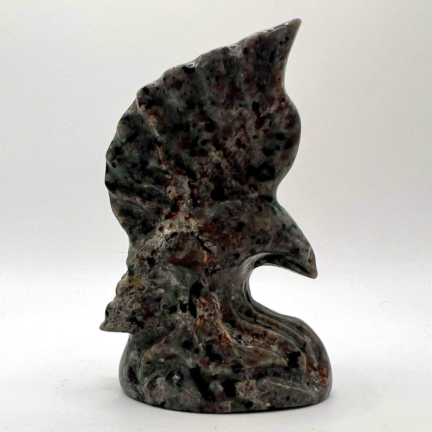 UV Reactive Yooperlite Eagle Carving 3.56” Fluorescent Stone 8.04 oz