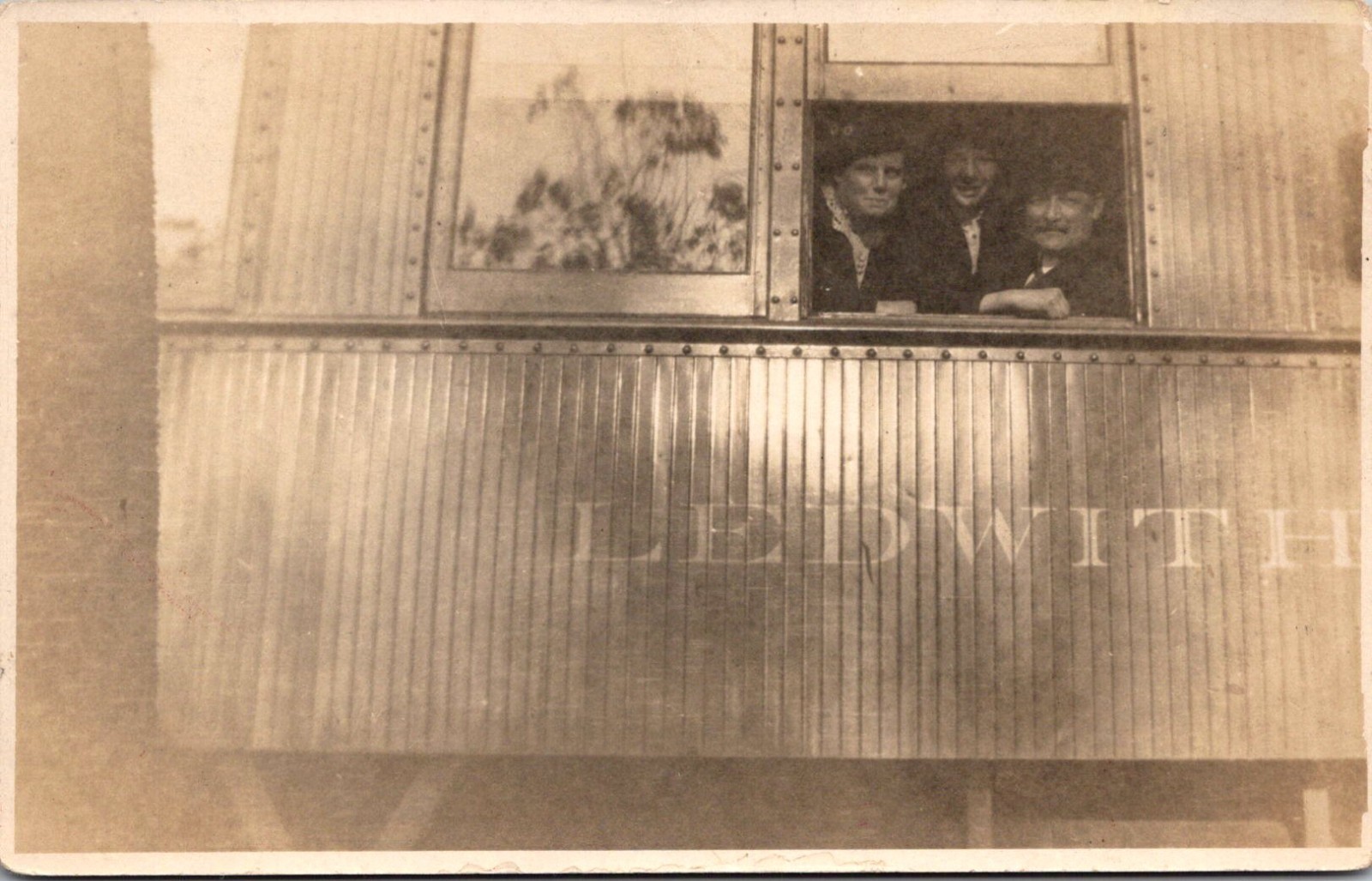 Vintage Train 3 Men At Window Reading & Northern RPPC Real Photo Postcard 4P23-5 Vintage Train 3 Men At Window Reading & Northern RPPC Real Photo Postcard 4P23-5