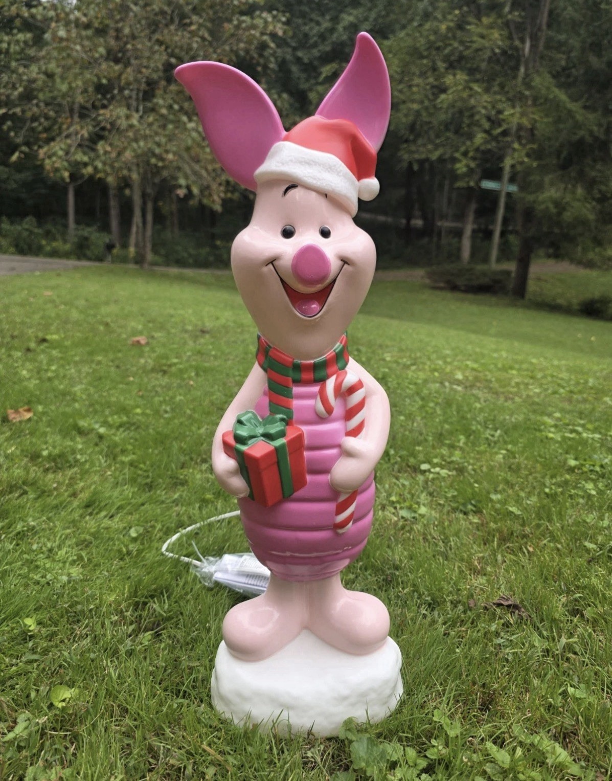 Disney Piglet Winnie The Pooh Christmas Blow Mold Light Up Holiday Decor Gemmy