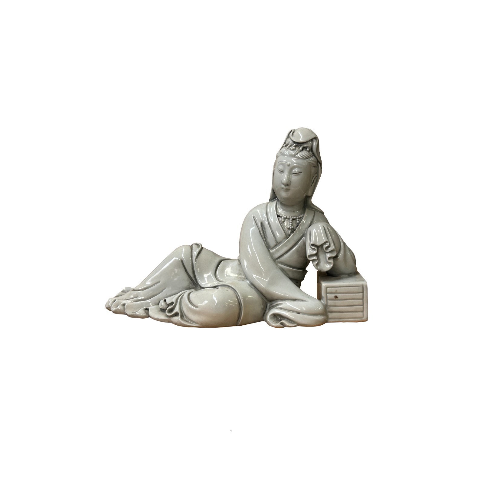 Vintage Finish Off White Porcelain Reclining Kwan Yin , Bodhisattva Statue GB899