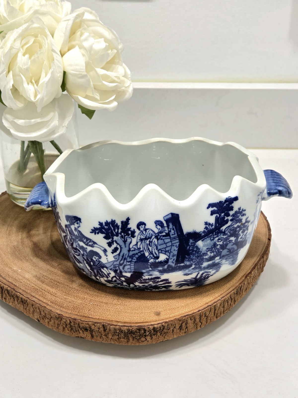 Victoria Ware Blue/White IRONSTONE Planter/Cache Pot/Bowl Scalloped Handles 11\ Victoria Ware Blue/White IRONSTONE Planter/Cache Pot/Bowl Scalloped Handles 11\